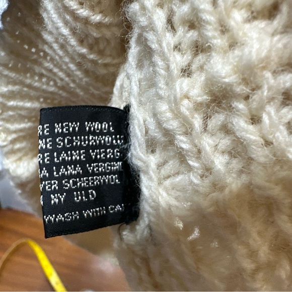 Vintage McRitchie Of Edinburgh 100% Pure Wool Jumper Size L Cream Fisherman - Picture 9 of 9